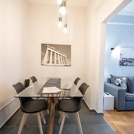 Center 2 Bedrooms 4 Pers Apartment. *