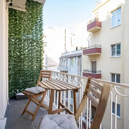 Apartamento Center 2 Bedrooms 4 Pers Apartment. *