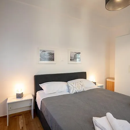Apartamento Center 2 Bedrooms 4 Pers Apartment.