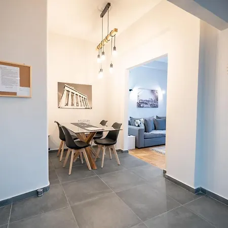 Center 2 Bedrooms 4 Pers Apartment. Apartamento *