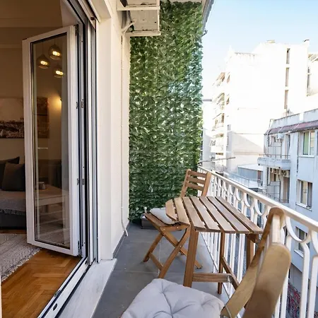 Center 2 Bedrooms 4 Pers Apartment. Atenas