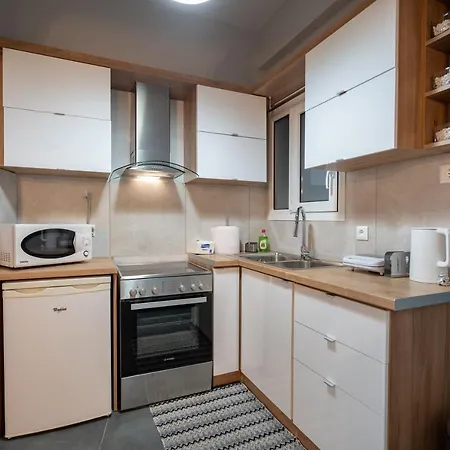 Center 2 Bedrooms 4 Pers Apartment. * Athens