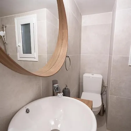 Center 2 Bedrooms 4 Pers Apartment.