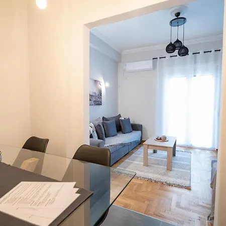 Center 2 Bedrooms 4 Pers Apartment.